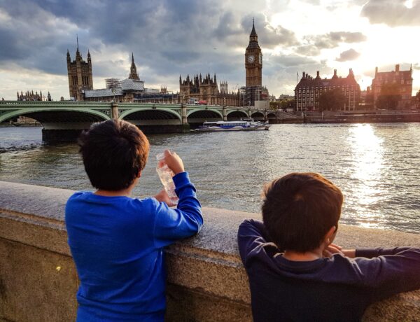 Londres com Crianças: O Guia Completo para um Roteiro em Família - Imagem de Fas por Pixabay