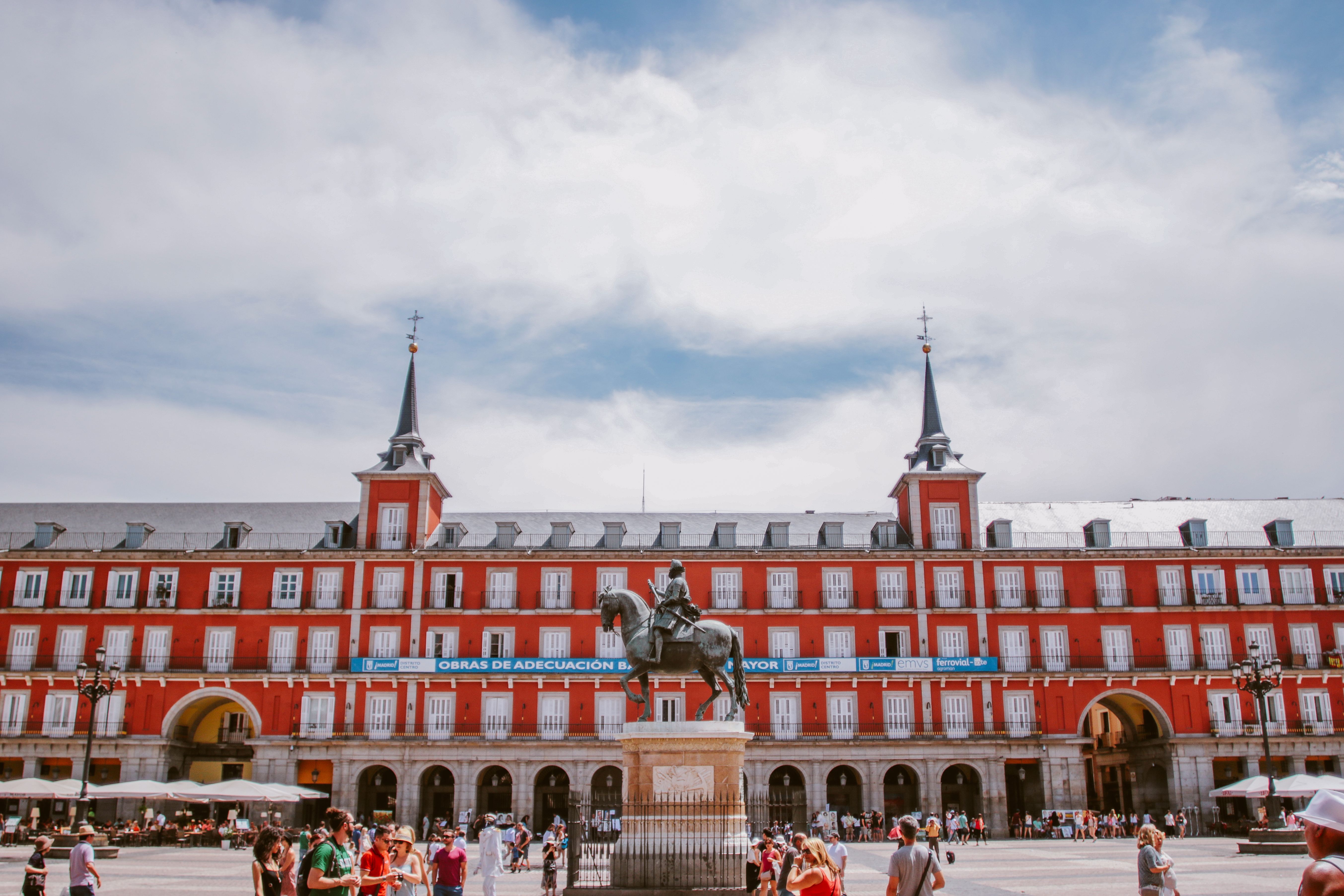 Conheça Madrid com Crianças - Foto de Luis Quintero no Pexels