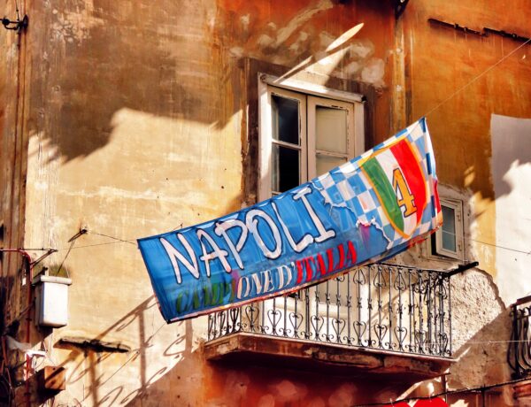 Nápoles - 5 Cidades Perto de Roma - Foto de Tugce Turan no Pexels