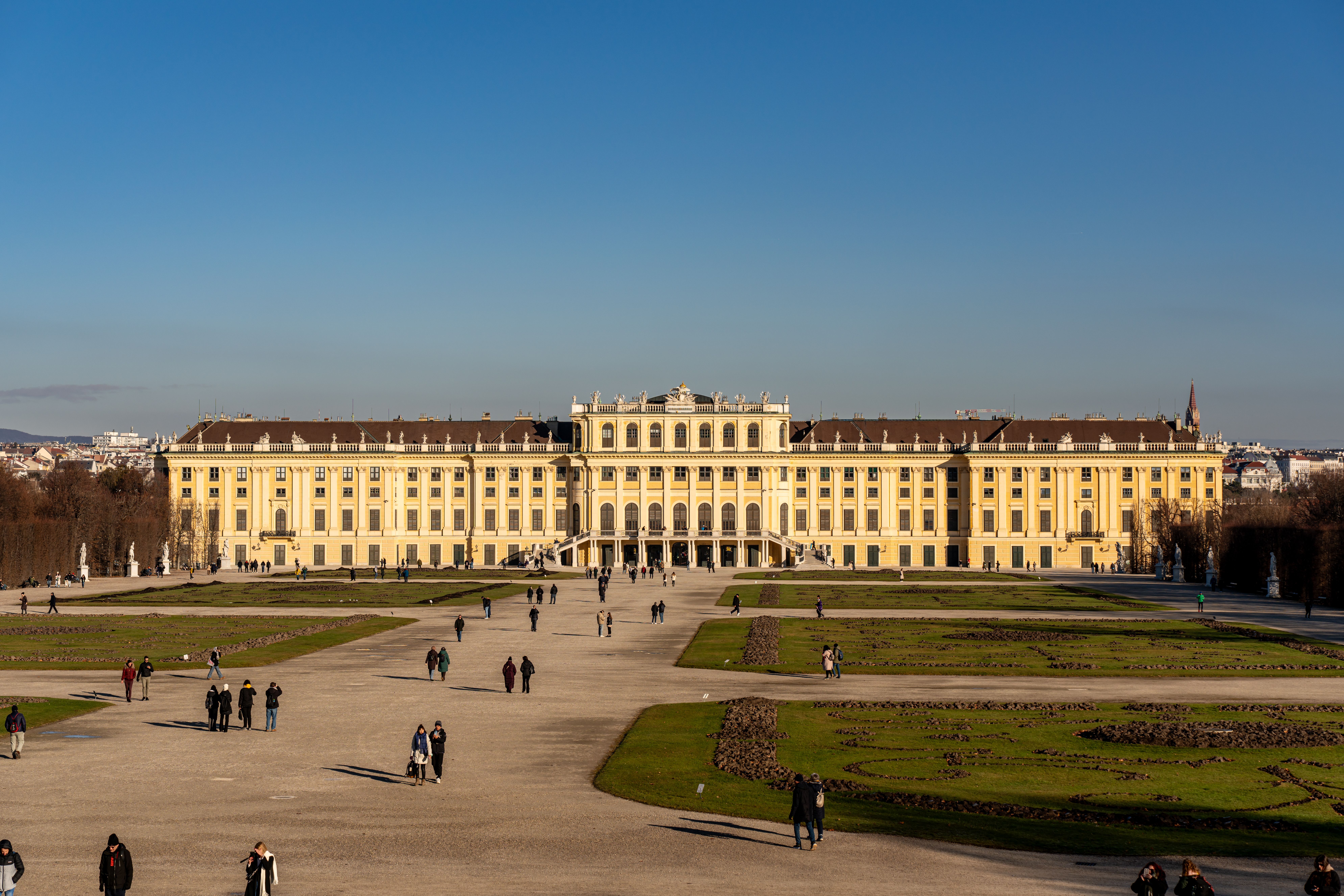 Palácio de Schönbrunn com Guia Brasileiro em Viena - Vladimir Srajber no Pexels